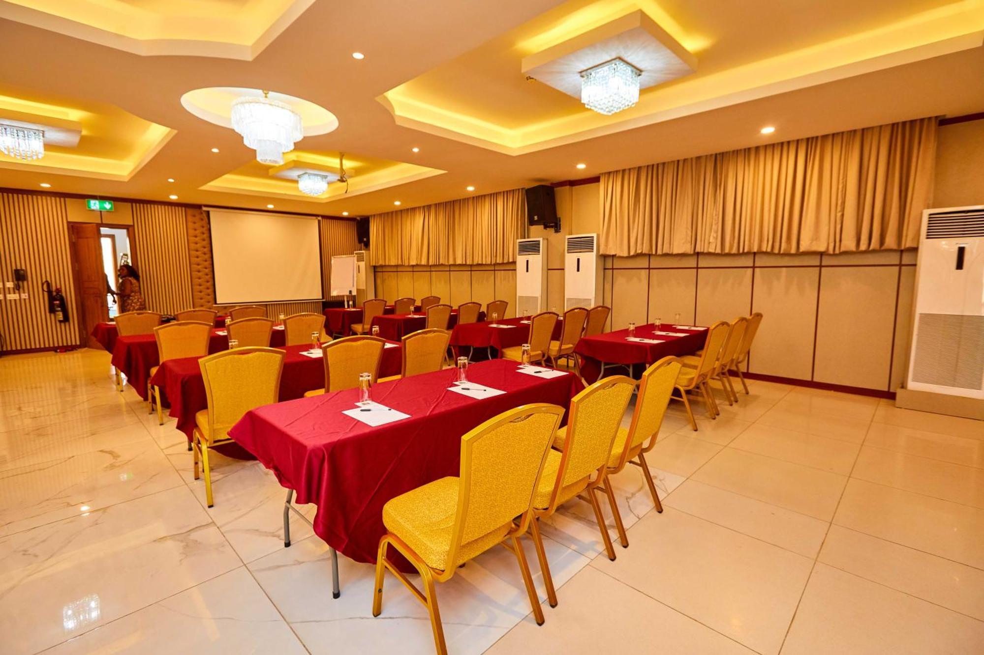 Vintano Hotel Lekki Bagian luar foto