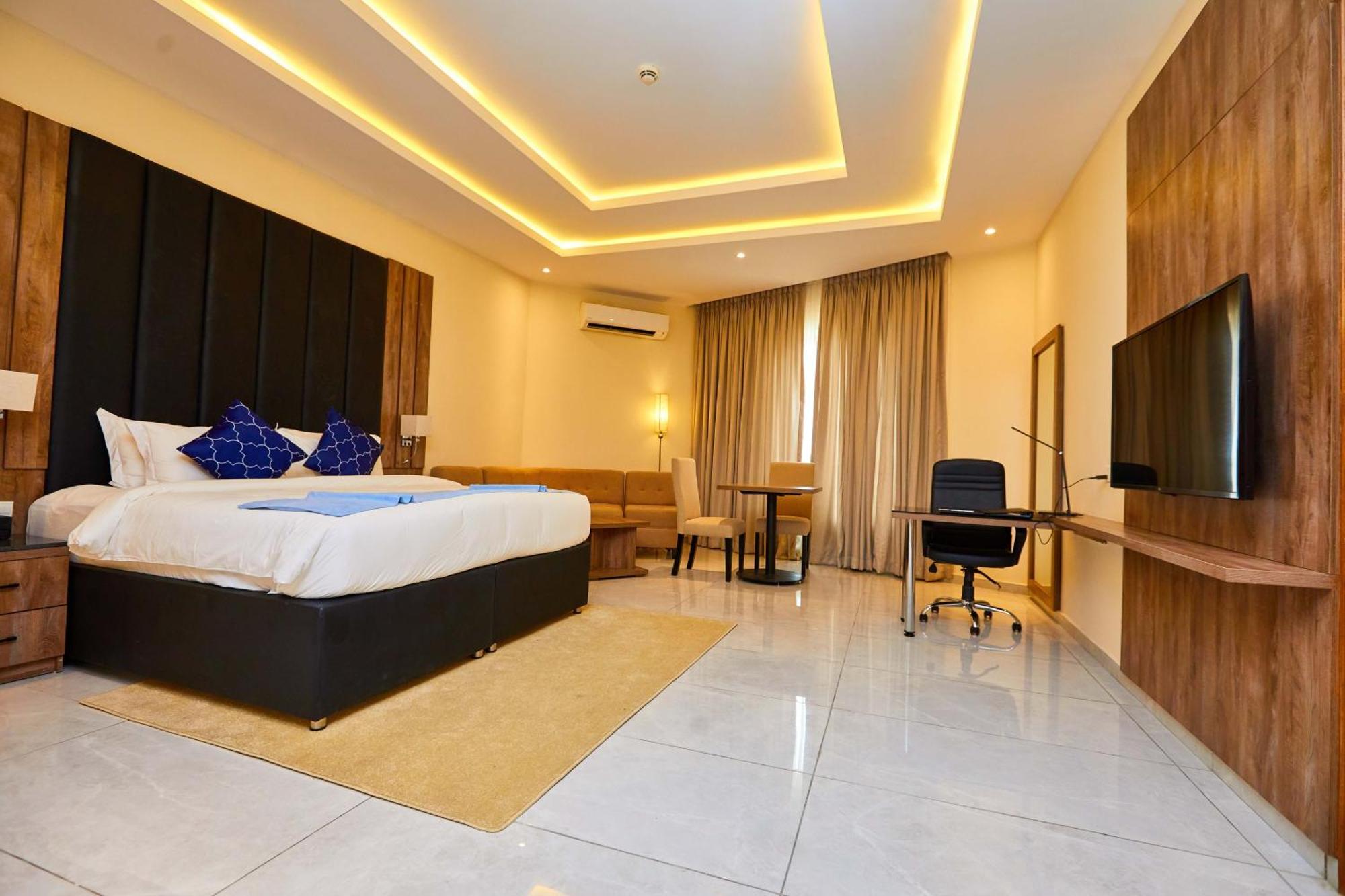 Vintano Hotel Lekki Bagian luar foto